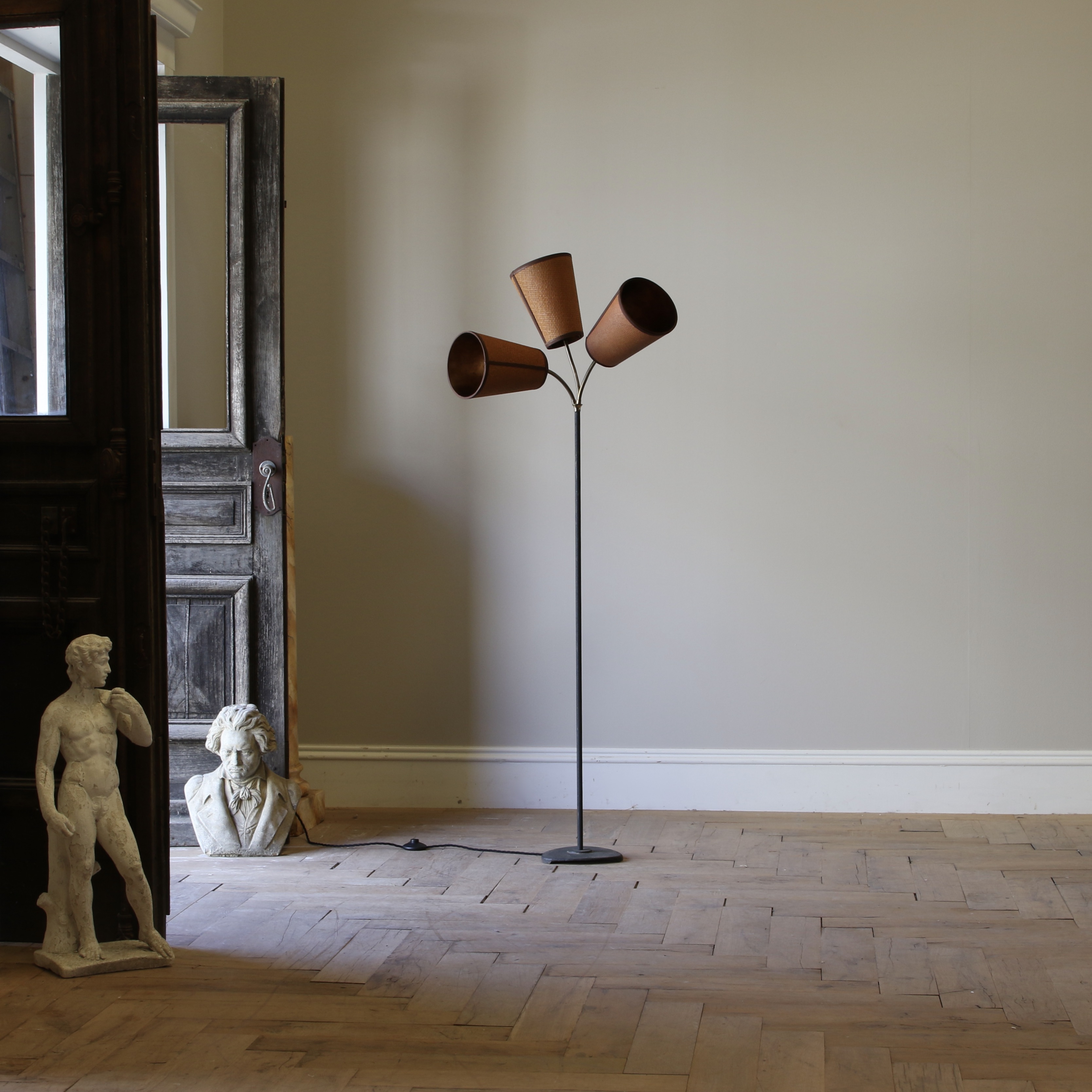152-56 - Mid Century Floor Lamp